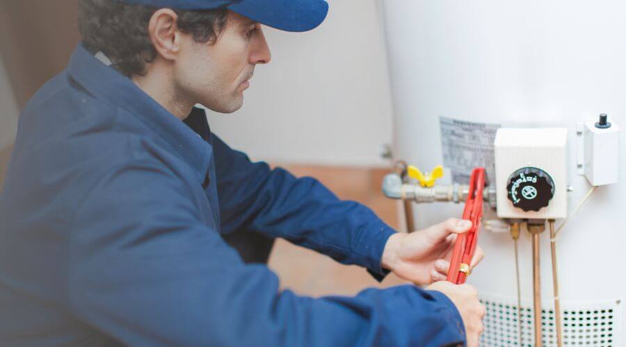 Local expert plumbing services in Coraopolis, PA